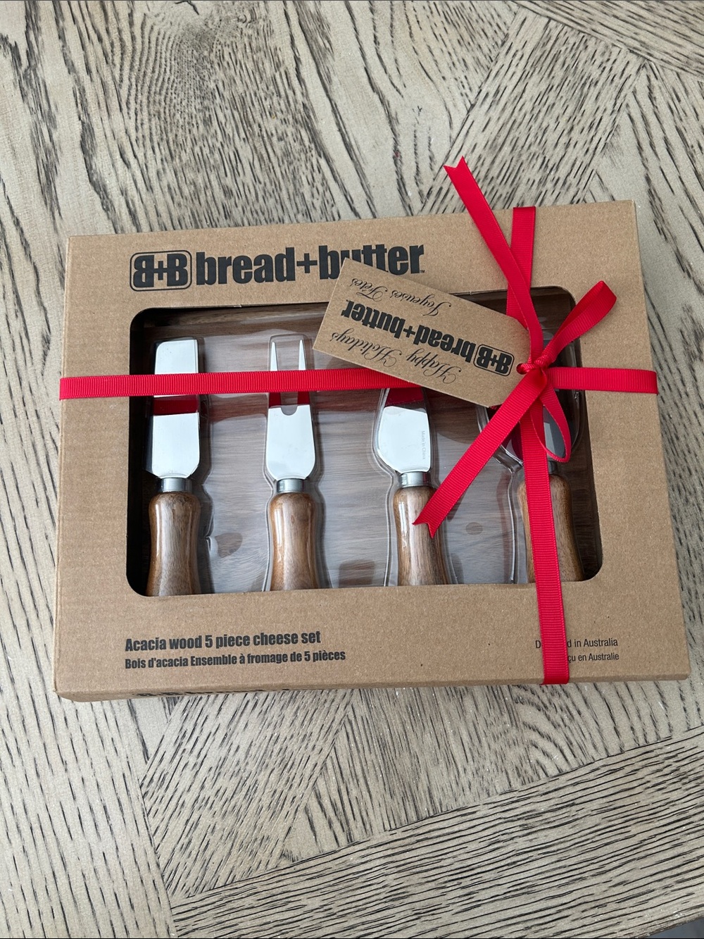 bread+butter Acacia Wood 5-Piece Cheese Set - Brown Handles & Silver Blades